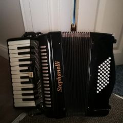 Stephanelli 48 base piano accordion