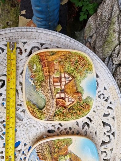2x country cottage plates