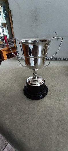 5 diffierent items- Service spon and fork silver plated 20.00 euro. Vintage,  silver plated, collection frame,, excellent condition. 12.00 euro. Brass Gold Tone Metal Round Made in India-7.5cm-Vintage Trinket/Jewellery Box keepsake box, jewelry box, trink