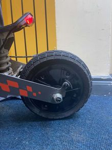 E scooter