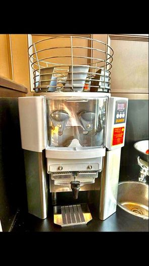 Zummo Orange Juice Machine