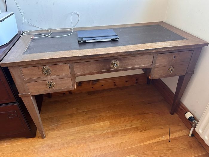 Period desk