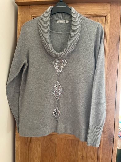 Rabe Grey Top