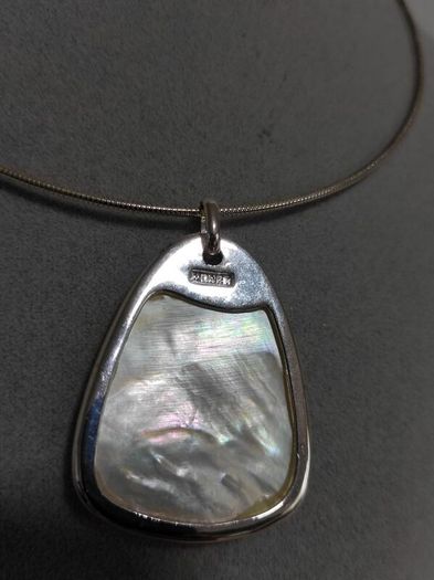 Monet necklace
