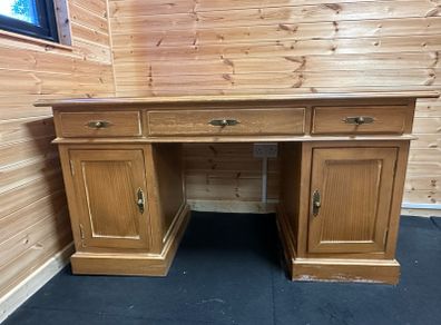 desk