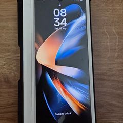 Samsung Z fold 4 - 512gb (needs attention)