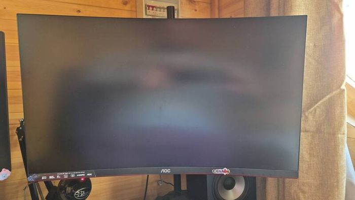 AOC 32 inch curved gaming monitor
