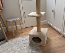 Cat tree
