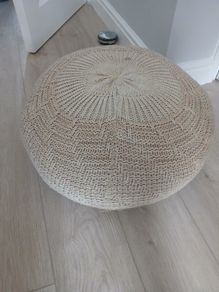 Foot Pouffe