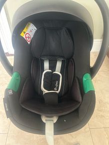 Cybex Aton B2 i-Size Infant Car Seat  with Base One ISOFIX Base & Insert