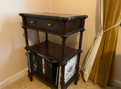 Antique shelving table