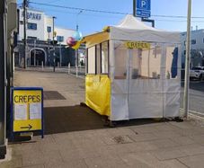 Crpes street food stall