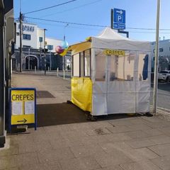 Crpes street food stall