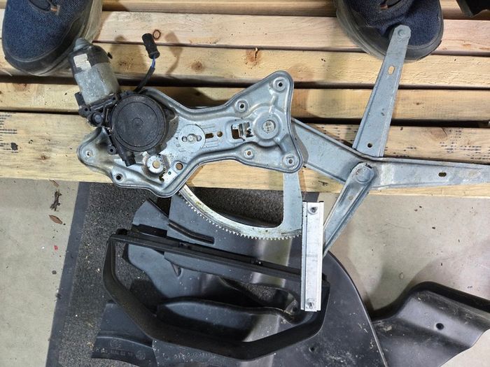 BMW E30 / E21 - Various Parts