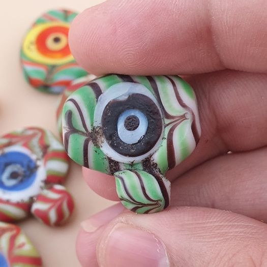 Vintage Venetian Style Feather Desgin Eyes Glass Bead Pendant