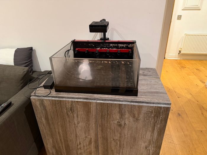 Marine Aquarium Frag Tank, light, pump and Cabinet