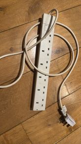 6-Way Extension Lead (White)