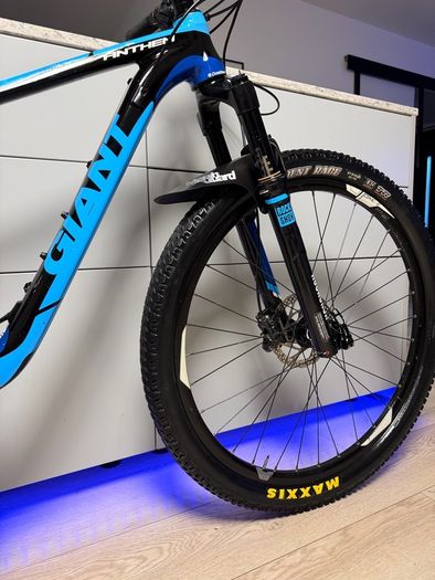 GIANT Athem Full Suspension Bike