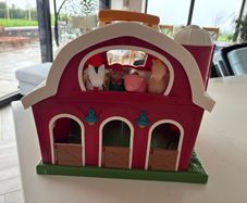 barn farm toy with animals