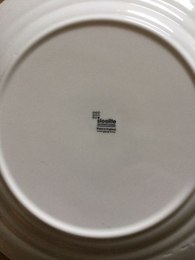 2 platters 30cm diameter