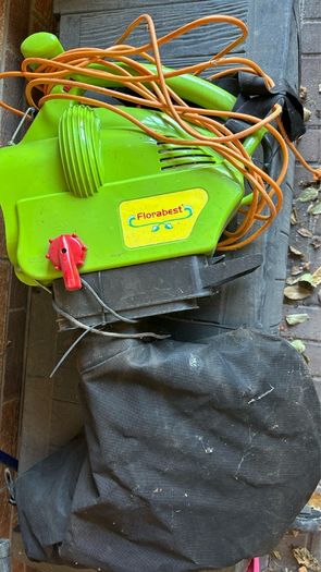 Leaf Blower Vacuum