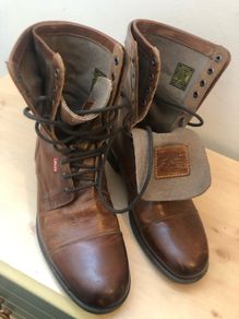 levis boots