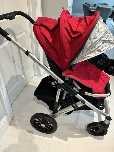 Uppababy Vista travel system for sale