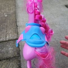 Toy horse