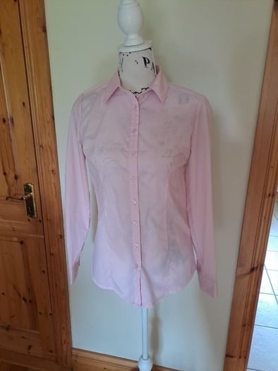 BNWT Pink blouse Size 8