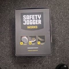 safety boots