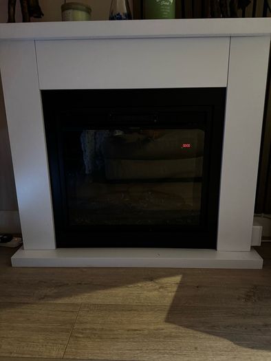 Electric Fire place and Surround