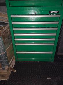 tool chest
