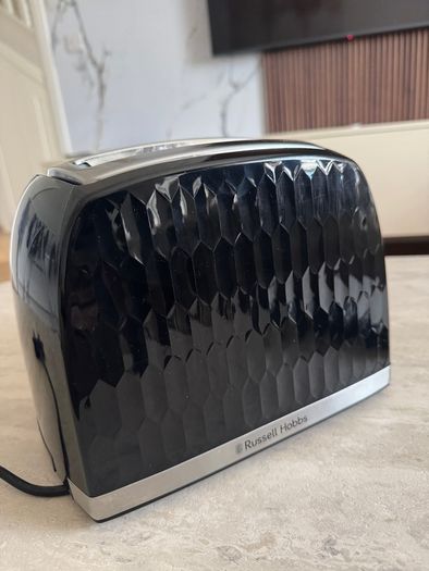 kettle and toaster