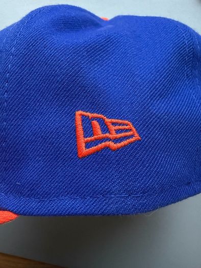 New York Knicks Mens Team Classic New Era 59Fifty Flat Brim Hat Size 8 - NBA Basketball Cap