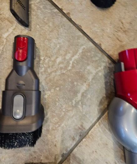 Dyson V15 submarine