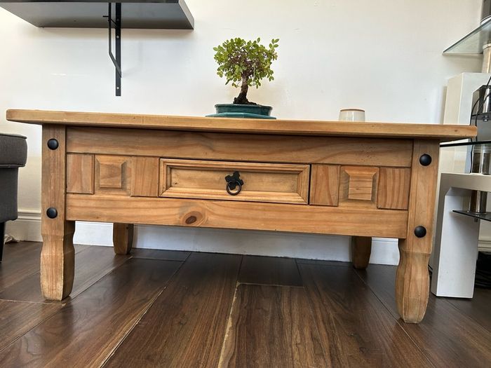 Emerfield Coffee Table