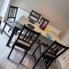 Ikea extendable table 4/6/8/10 seater
