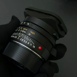 Leica Summicron-M 35mm f/2