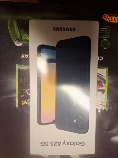 Samsung Galaxy A25 5G, Unlocked, 128GB 6GB, Present, Christmas