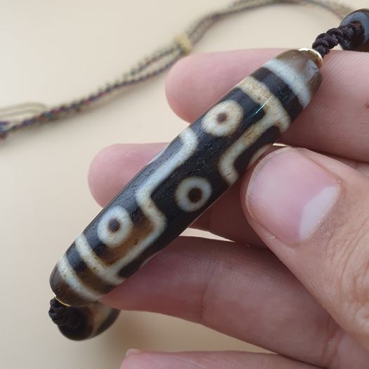 Antique Style Vintage Himalayan 9 Eyes Agate Dzi Bead Pendant Necklace