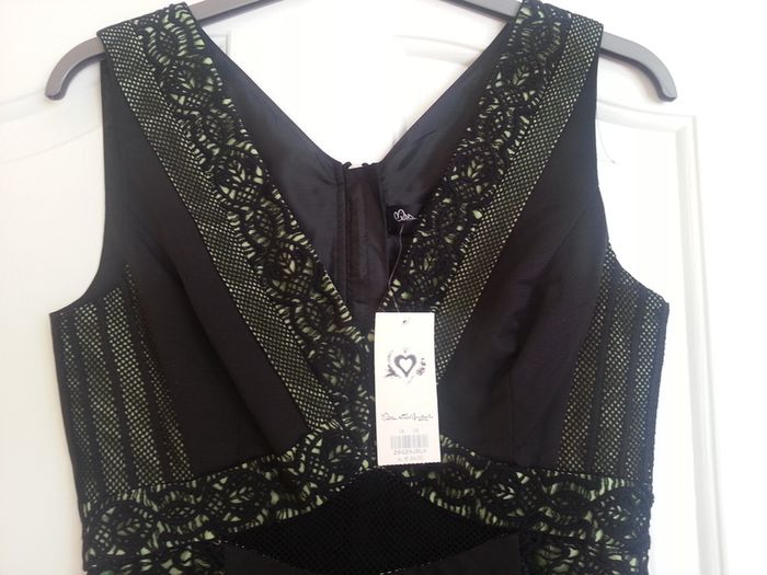 Miss Selfridge bodycon style black dress. Size 10. BNWT.