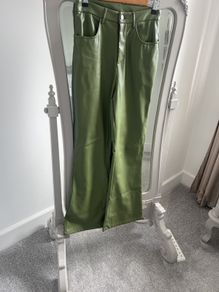 Stunning Kiwi &Co Olive Green Faux Leather Trousers size S