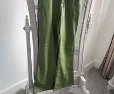 Stunning Kiwi &Co Olive Green Faux Leather Trousers size S