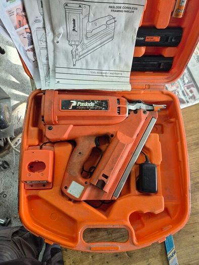 Paslode IM350/90 CT 1st Fix nail gun