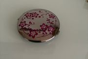 Compact Mirror