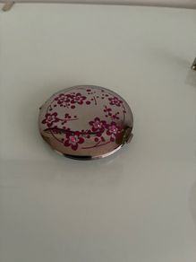 Compact Mirror