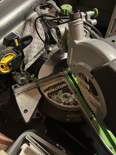 Evolution Metre saw chop saw