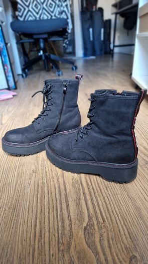 Replay Boots