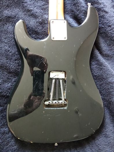 squire strat 87