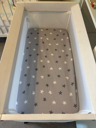 Baby crib
